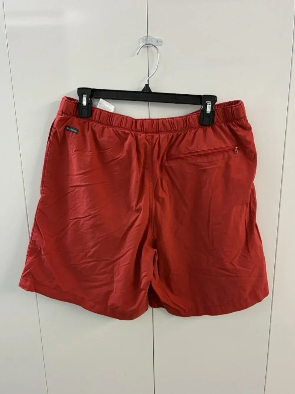 Columbia men red